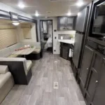 HOW TO PICK THE BEST RVS FOR COUPLES